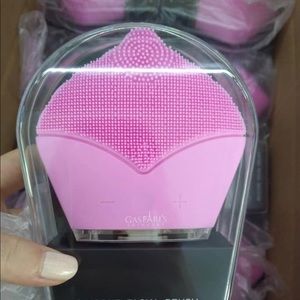 Silicone Sonic Facial Brush